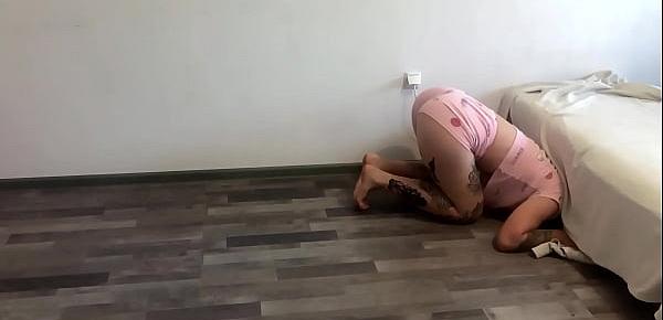  Girl Stuck Under Bed and Was Fucked by Neighbor - Cum on Ass